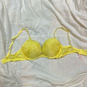 NWT yellow Victoria’s Secret bra